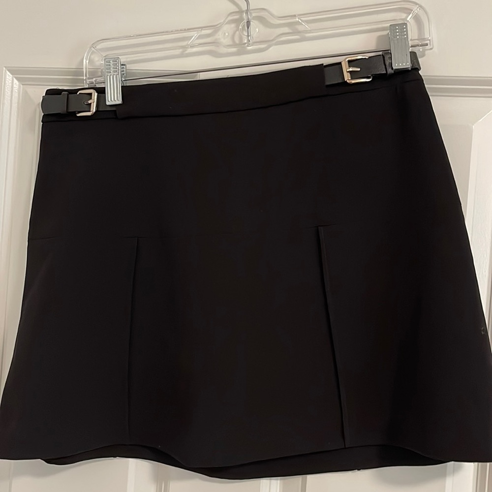 Black Express Skirt